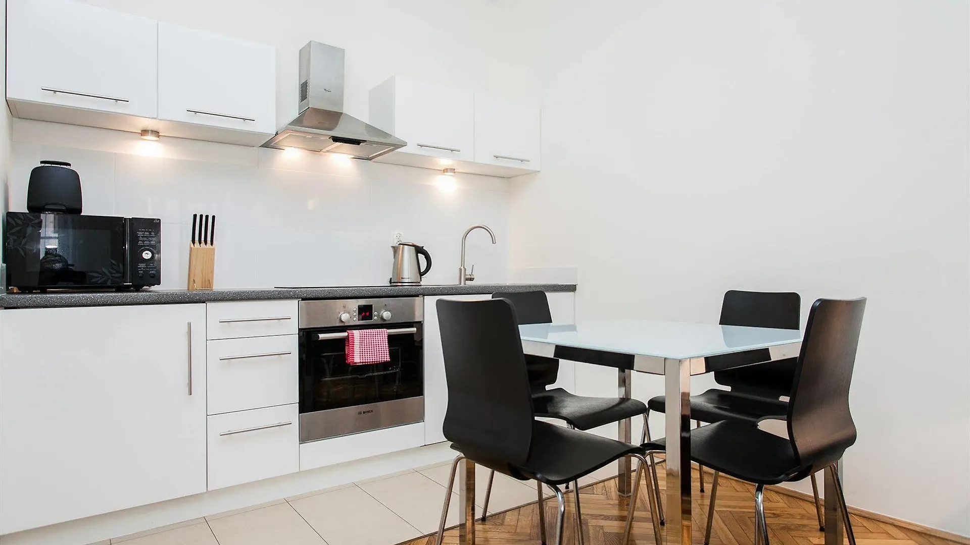 Barbican House Apartments Krakow